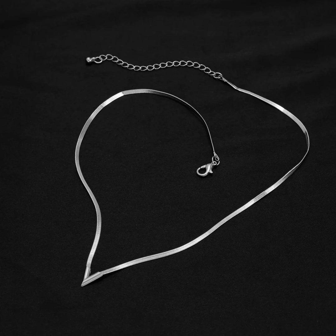 Voss Herringbone Necklace