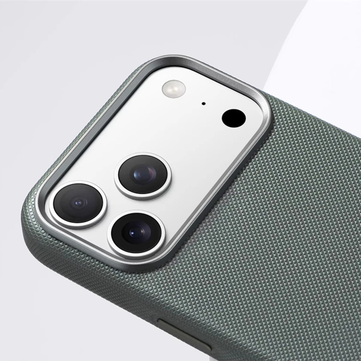 Core Fibre iPhone 17 Case