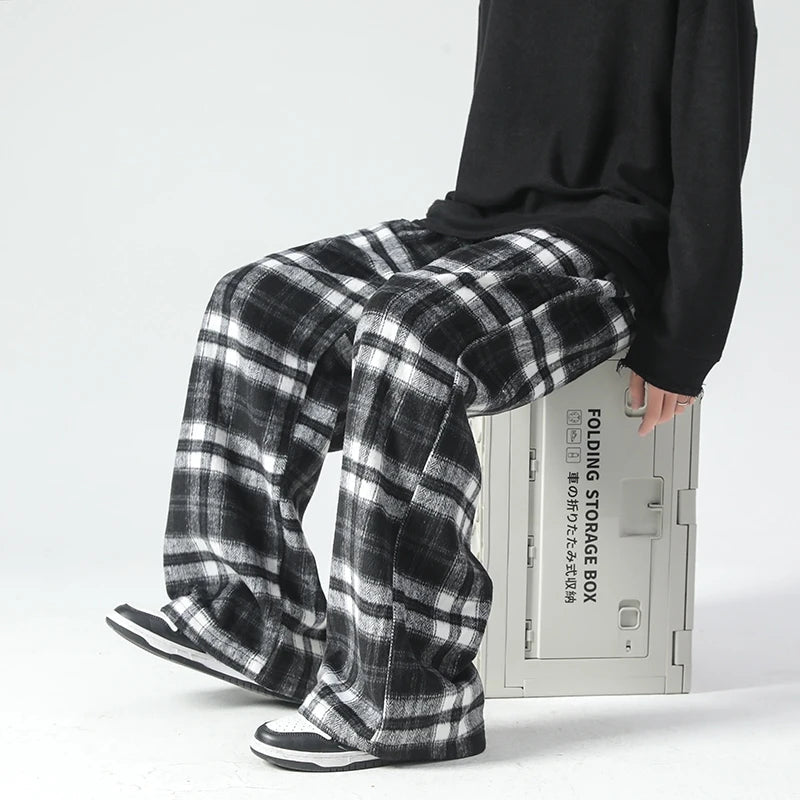 Graph Plaid Sweatpant