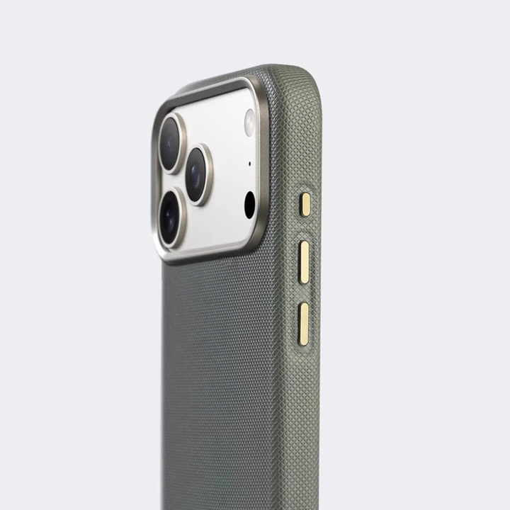 Core Fibre iPhone 17 Case
