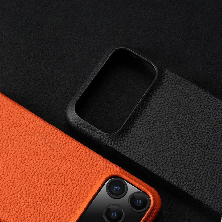 The Executive Leather iPhone 17 Case