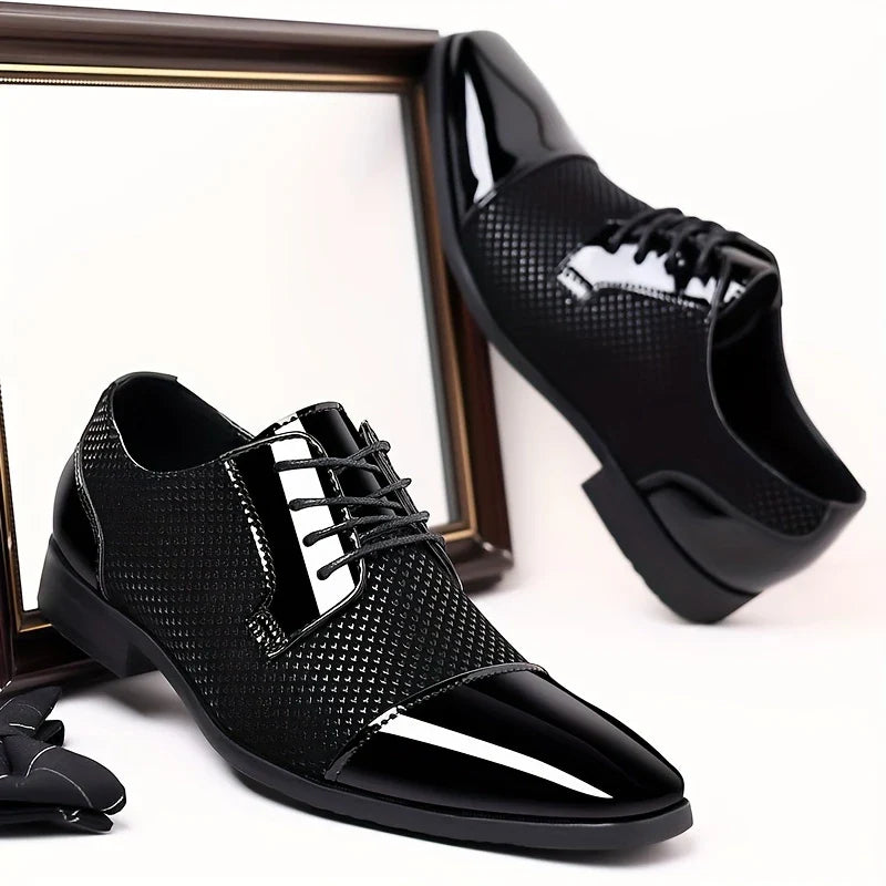 Cavallo Patterned Knit Oxford