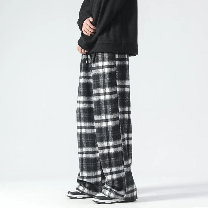 Graph Plaid Sweatpant