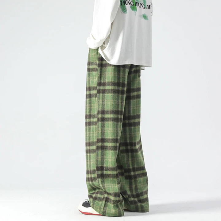 Graph Plaid Sweatpant