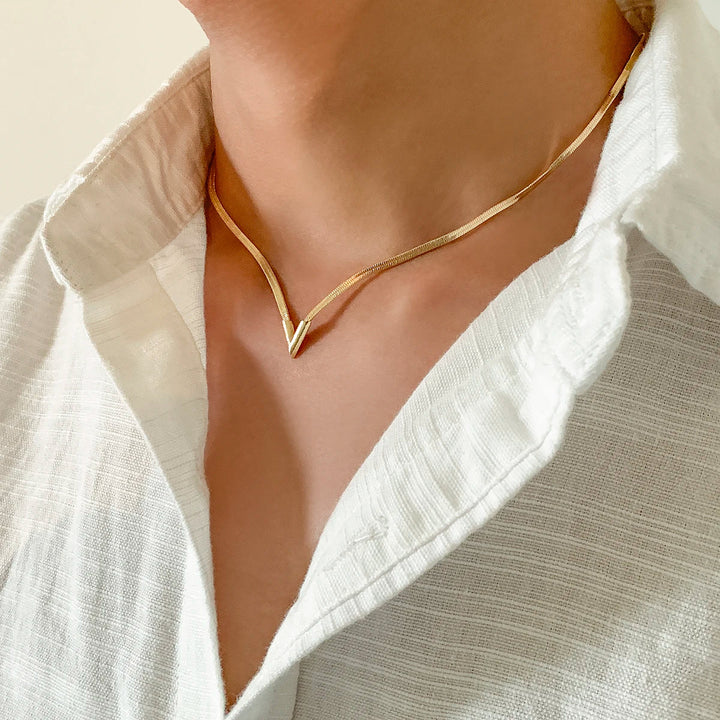 Voss Herringbone Necklace