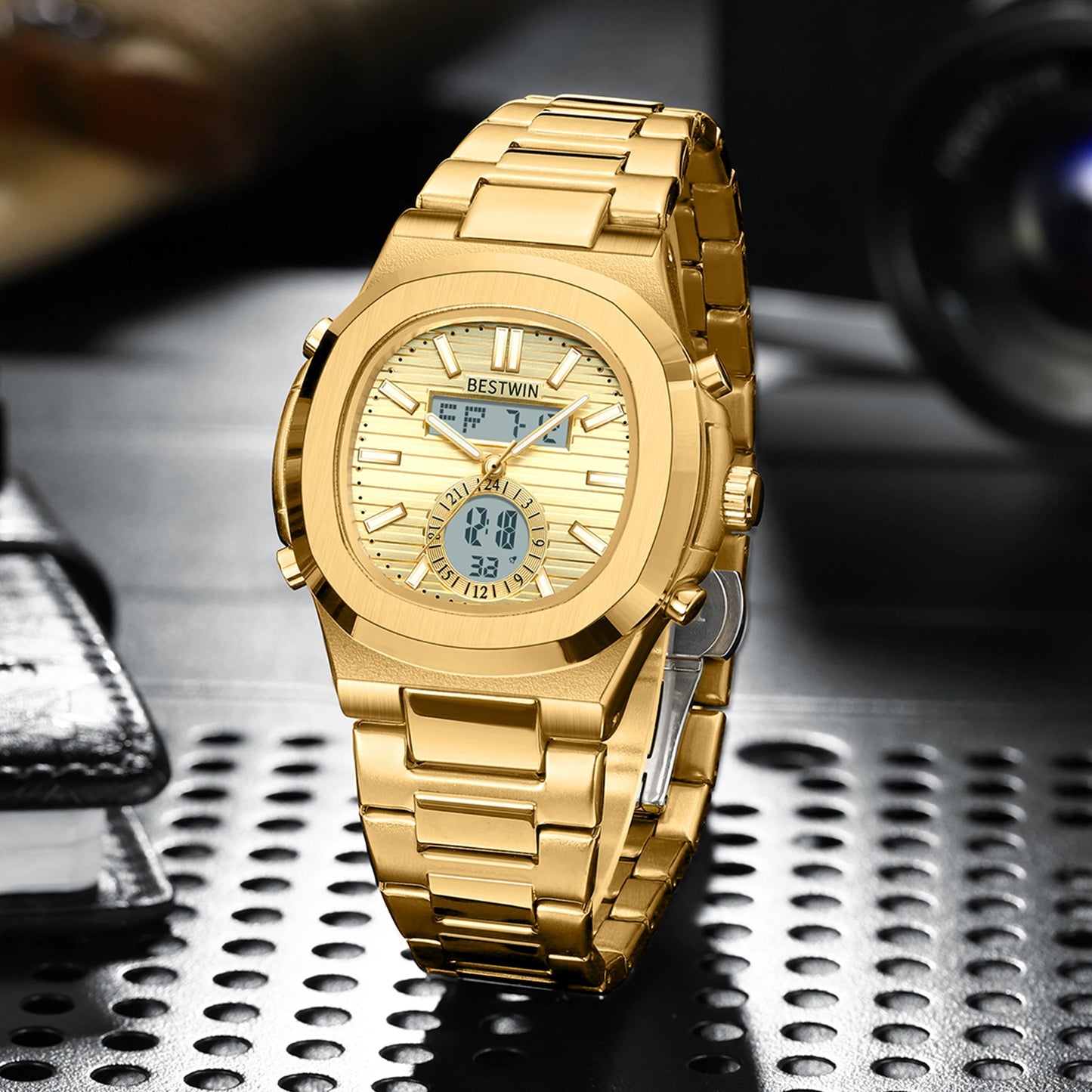 Navion Hybrid Watch