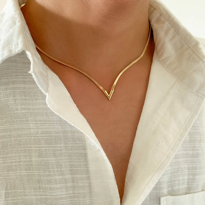 Voss Herringbone Necklace