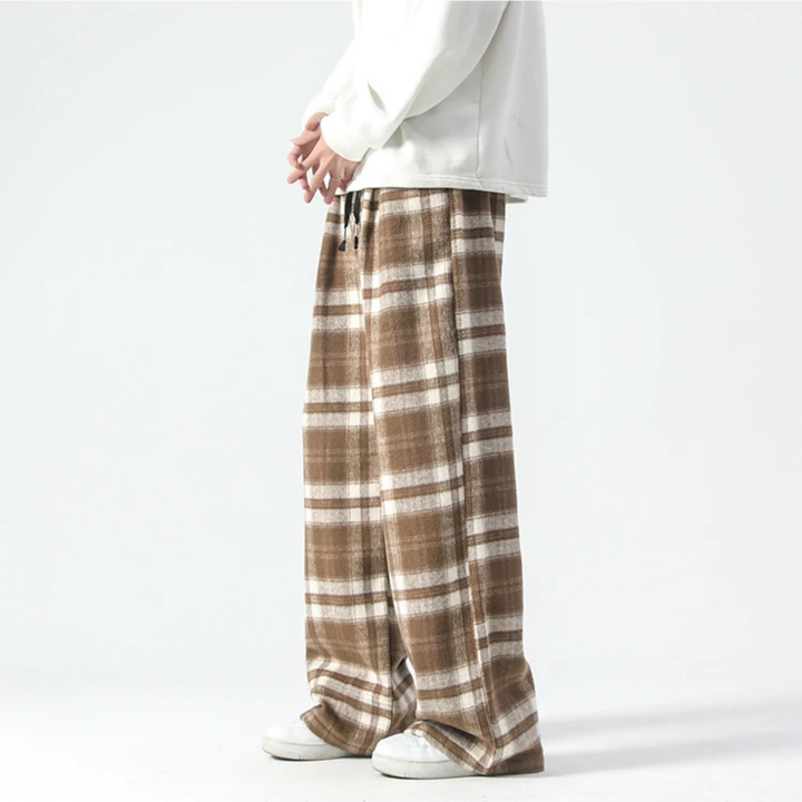 Graph Plaid Sweatpant