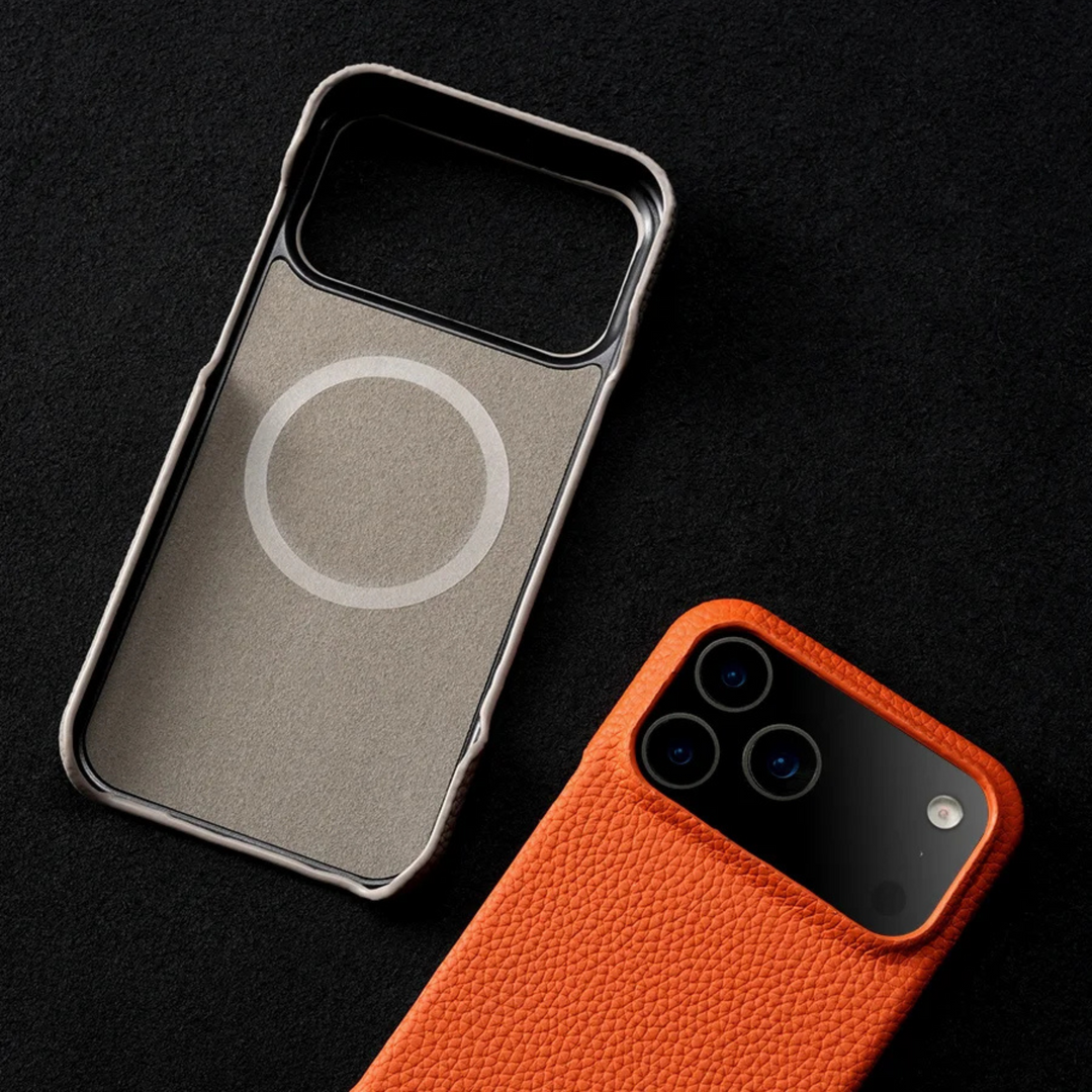 The Executive Leather iPhone 17 Case