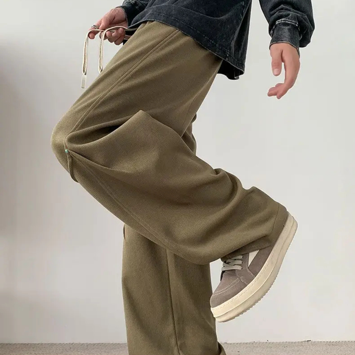 Panel Cut Sweatpant