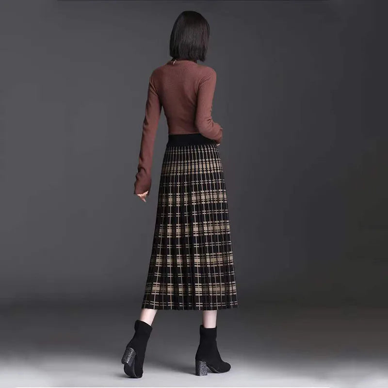 Knit Pleated Midi Skirt