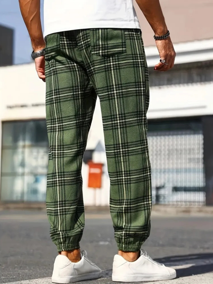 Griffin Plaid Jogger