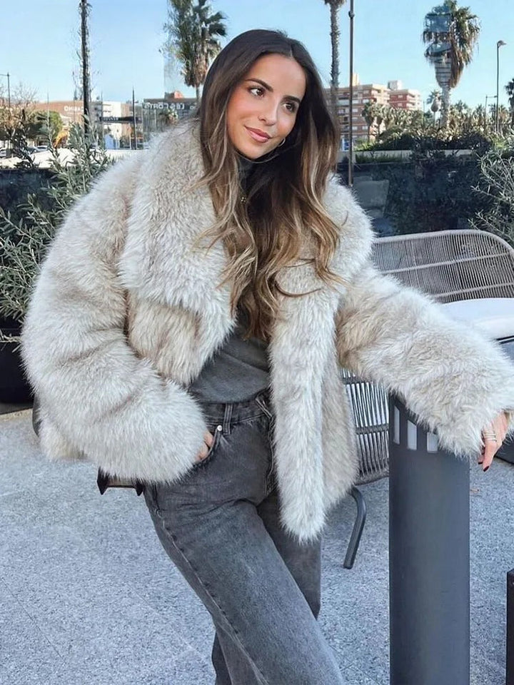 Ines | Chic Faux Fur Coat