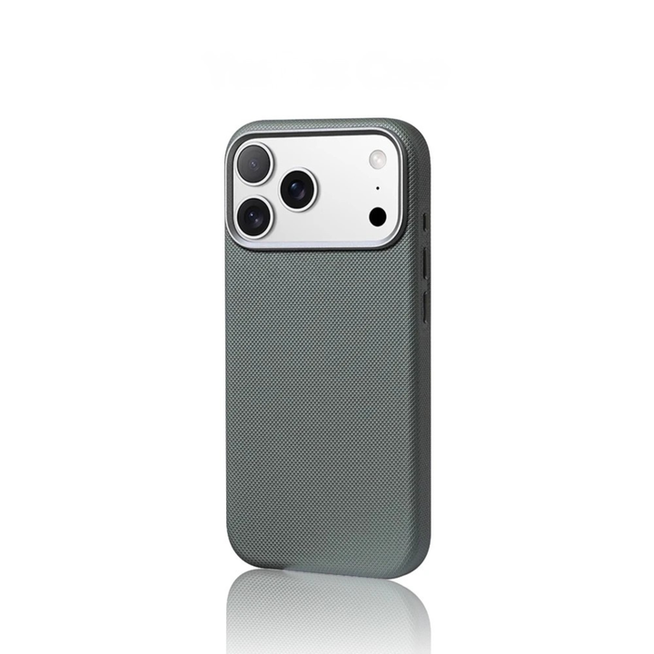 Core Fibre iPhone 17 Case