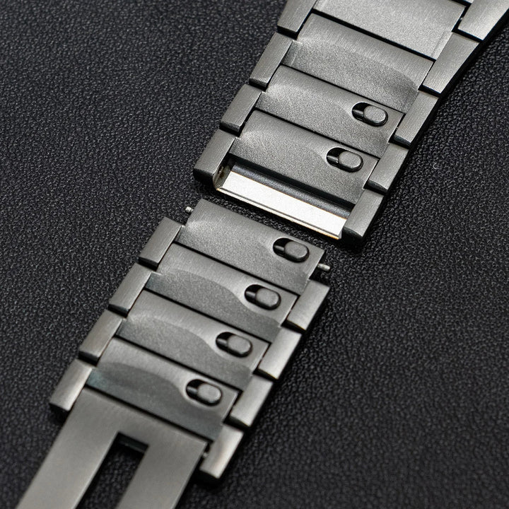 Titan Apple Watch Band