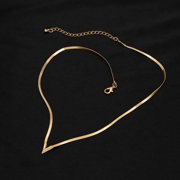 Voss Herringbone Necklace