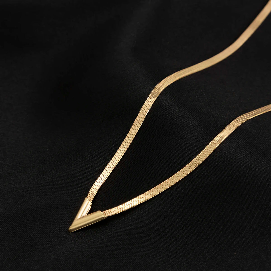 Voss Herringbone Necklace