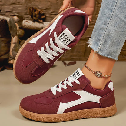 Chelsea Low-Top Sneaker