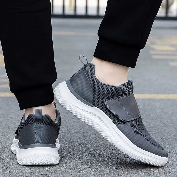 Mavrix Mesh Performance Sneaker