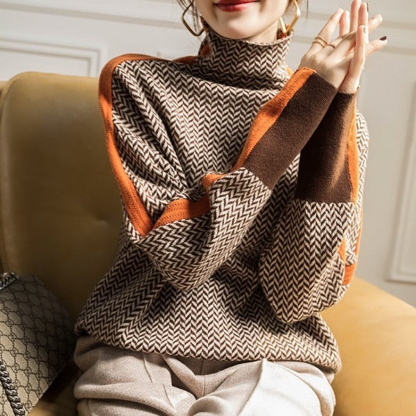 Maaike™ – Turtleneck Sweater with Bold Contrast Stripes