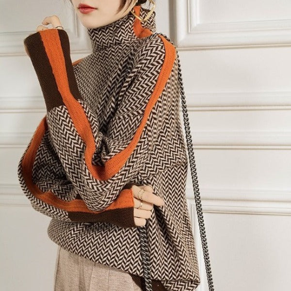 Maaike™ – Turtleneck Sweater with Bold Contrast Stripes