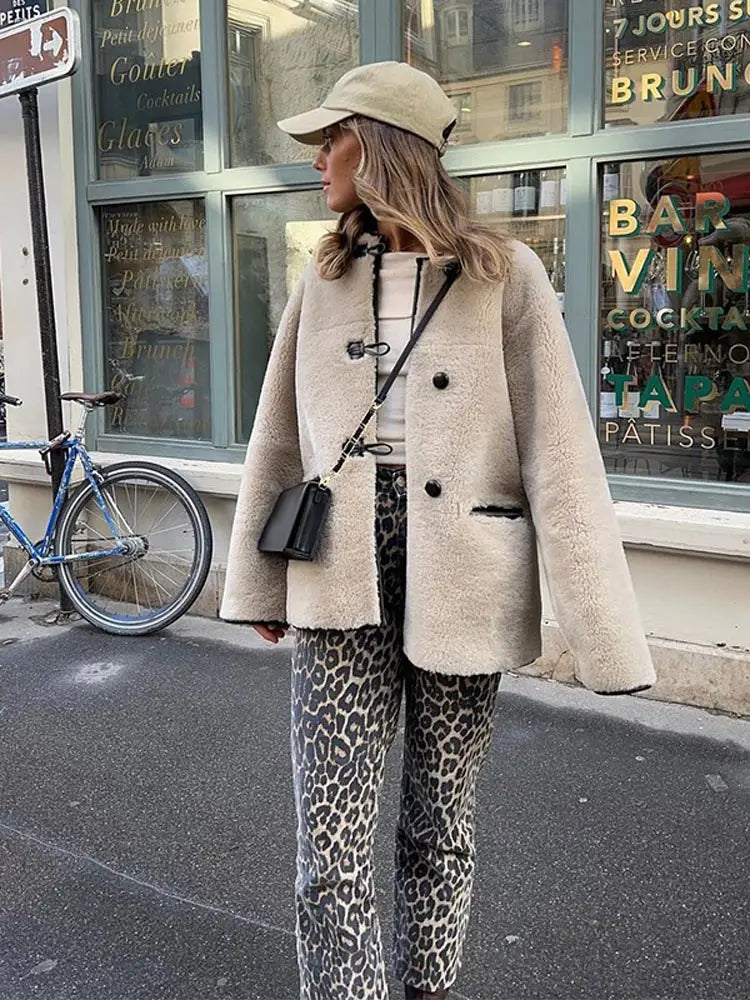 Nicole | Sophisticated Wool Coat