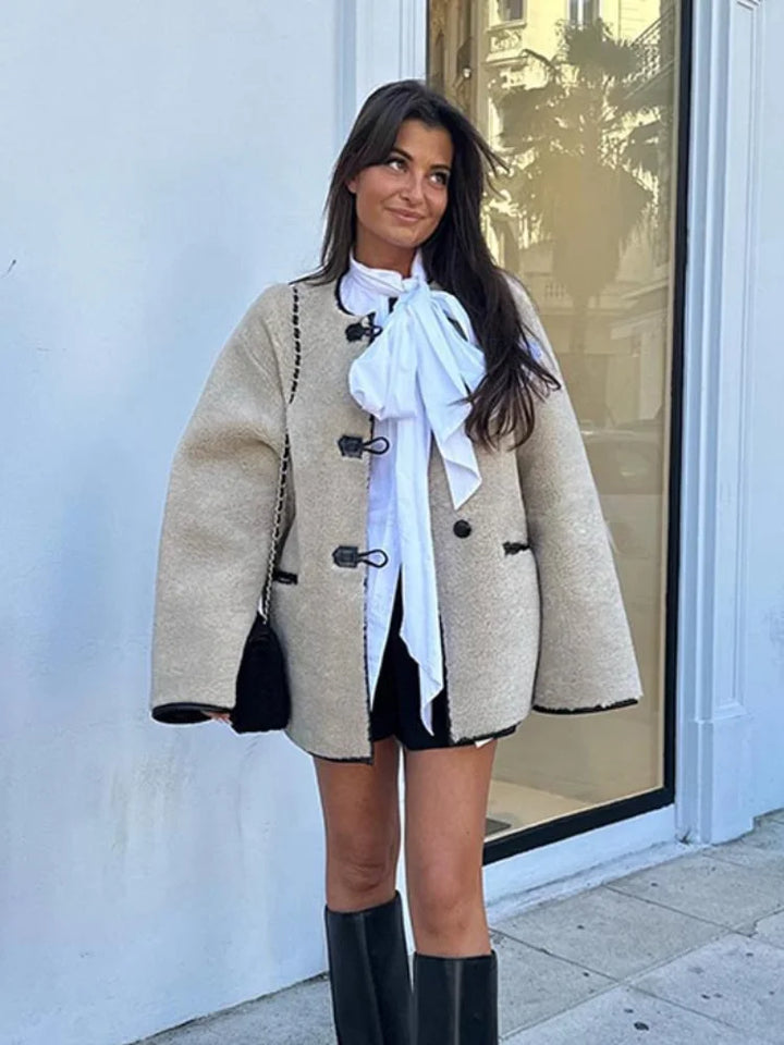 Nicole | Sophisticated Wool Coat