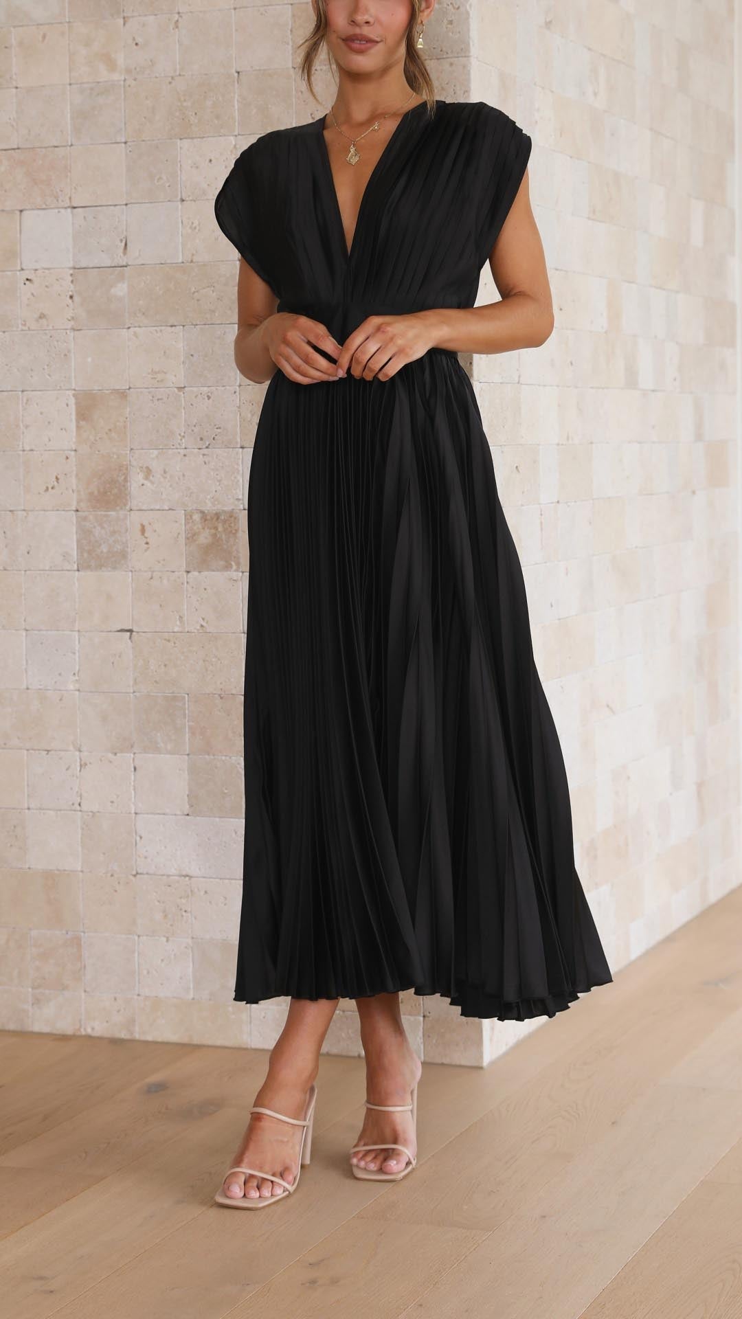 Women’s V-Neck Pleated Maxi Dress – Sleeveless Structured Waist Design