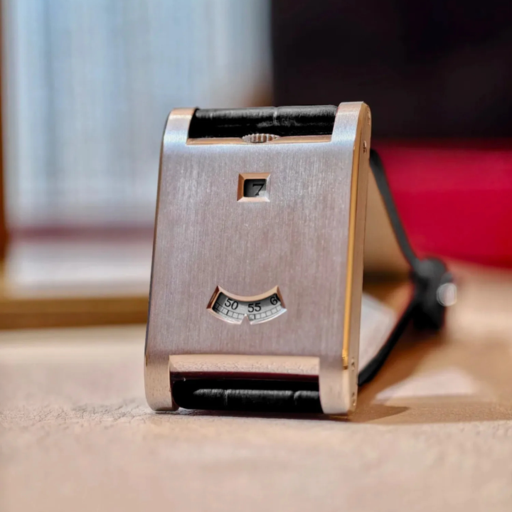 Retrograde Arc Timepiece