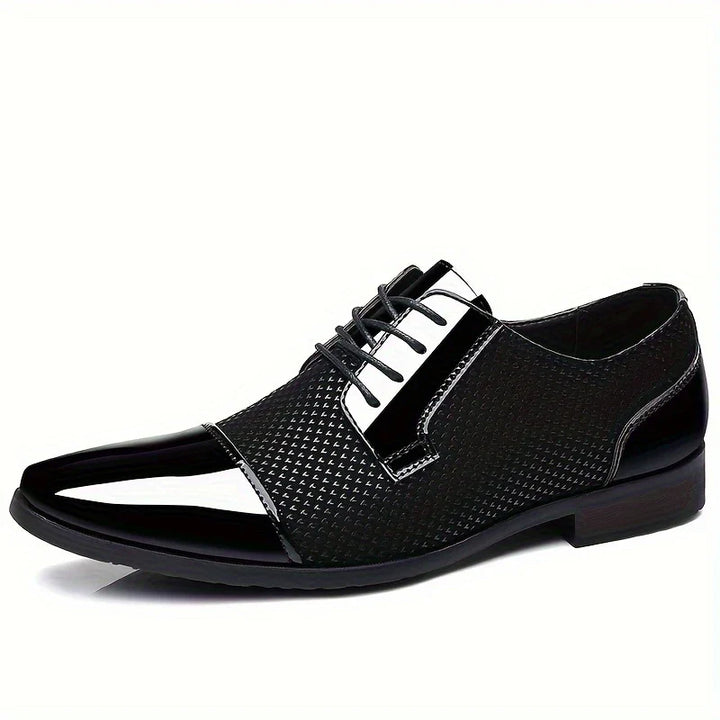 Cavallo Patterned Knit Oxford