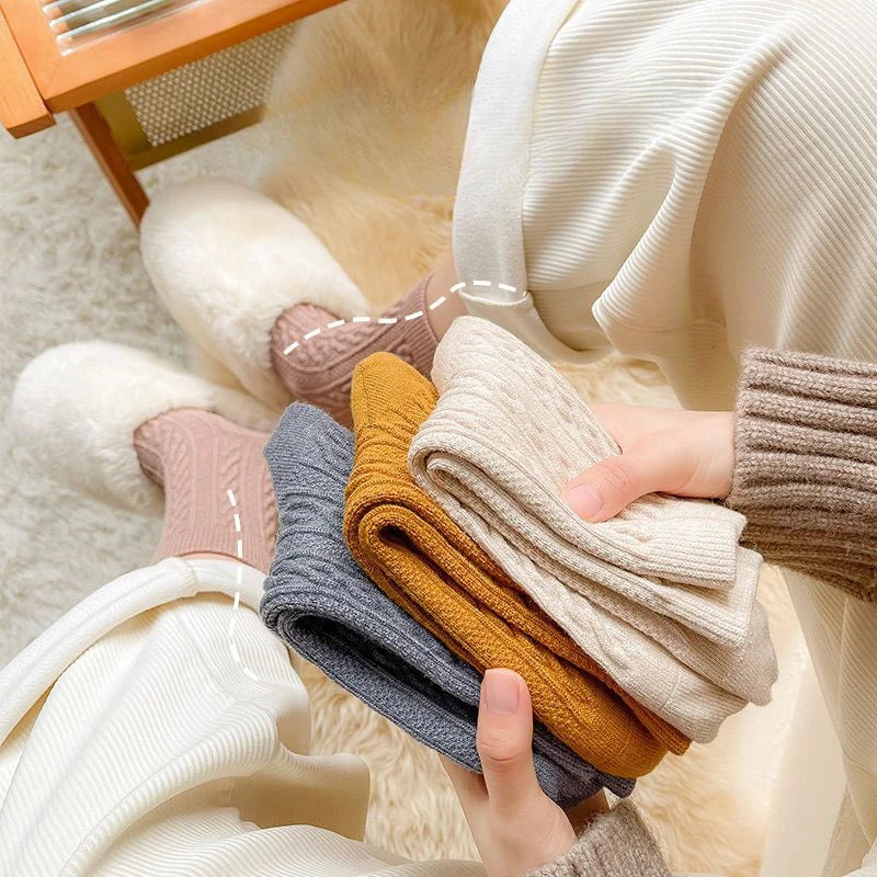 Willow & Wool Cable-Knit Socks
