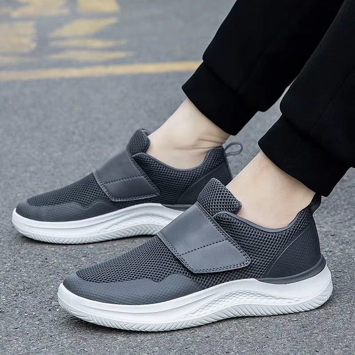 Mavrix Mesh Performance Sneaker