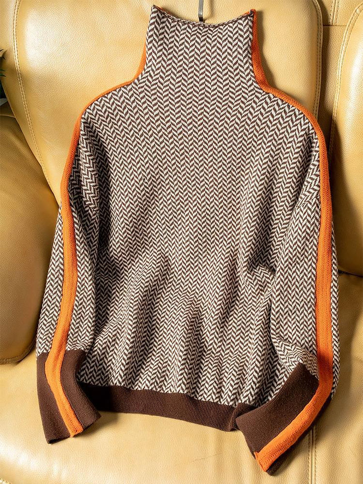 Maaike™ – Turtleneck Sweater with Bold Contrast Stripes