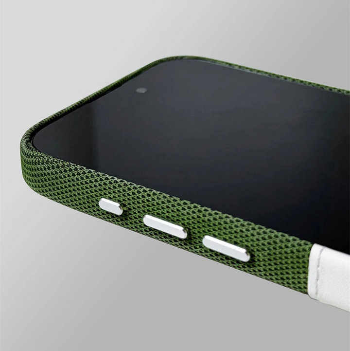 Vault MagSafe iPhone Case