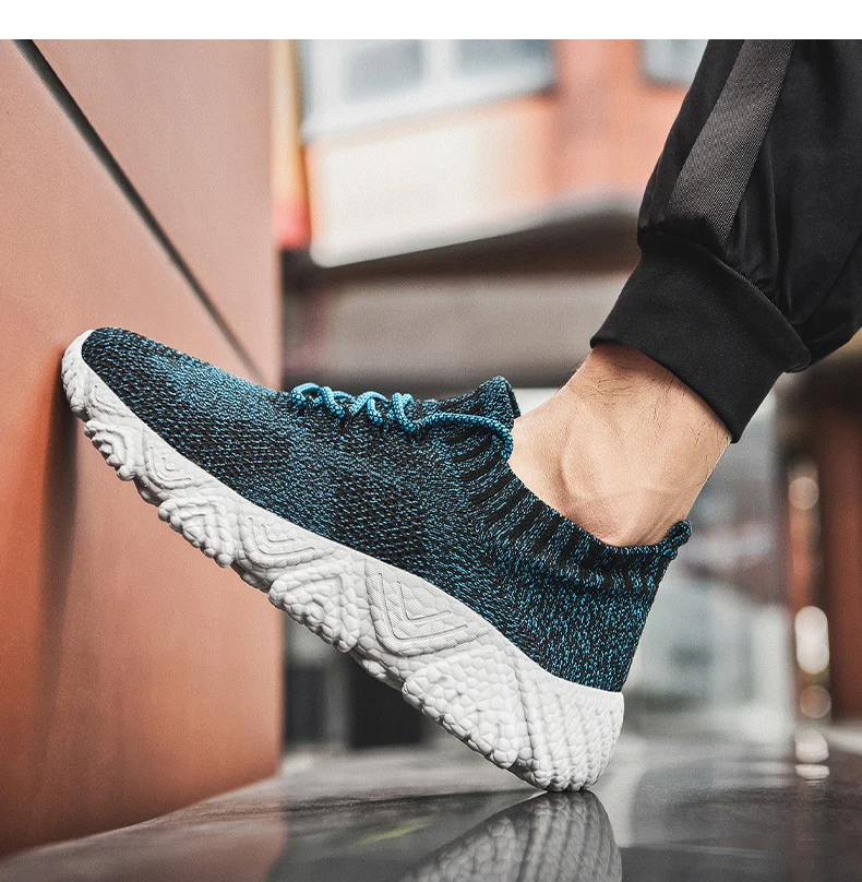 Flex Motion Sneaker