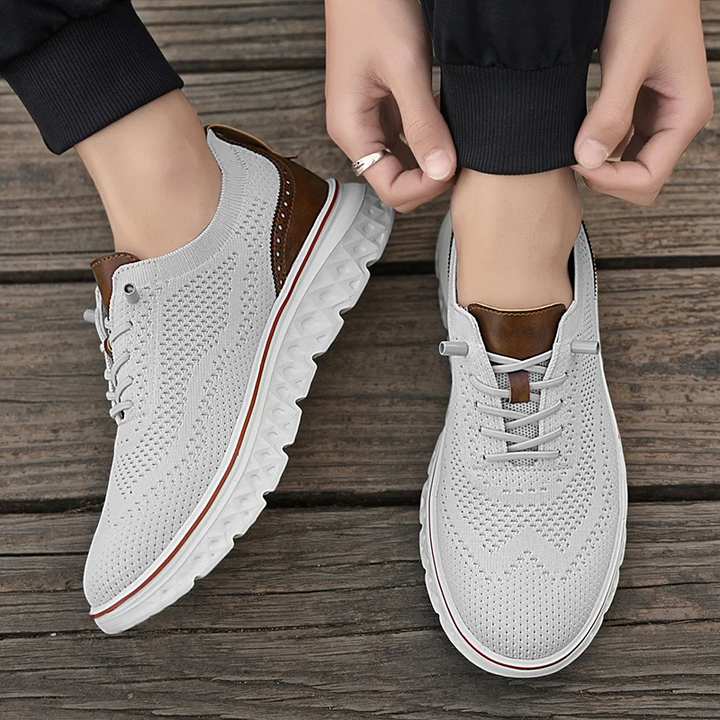 Crossover Oxford Sneaker