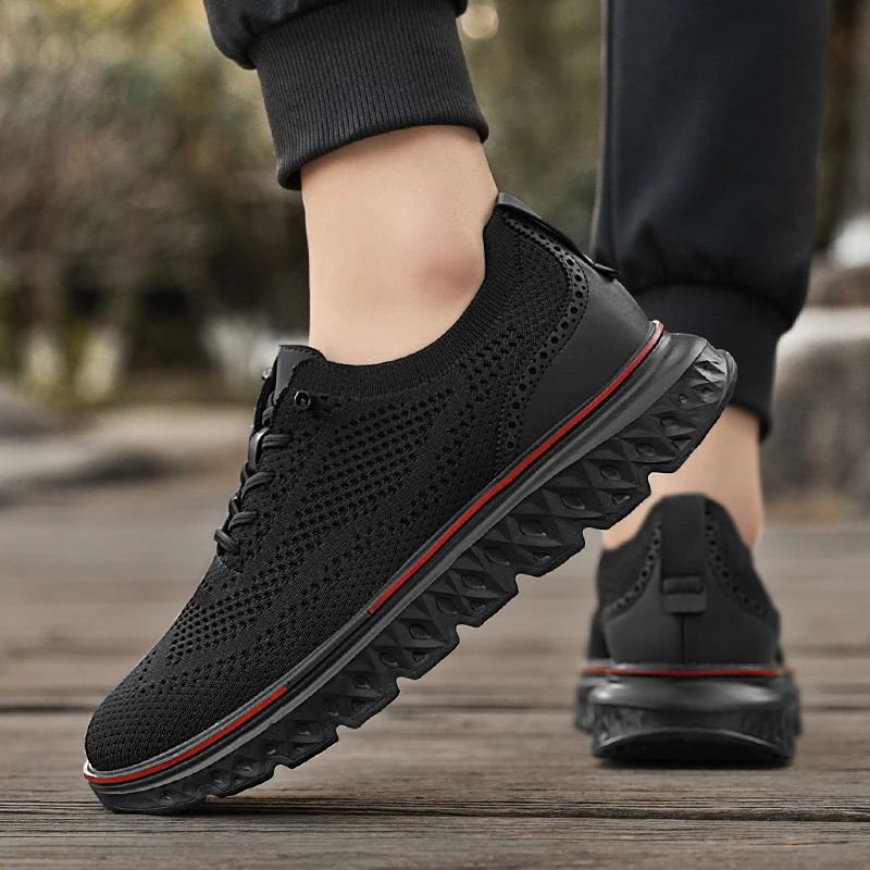 Crossover Oxford Sneaker