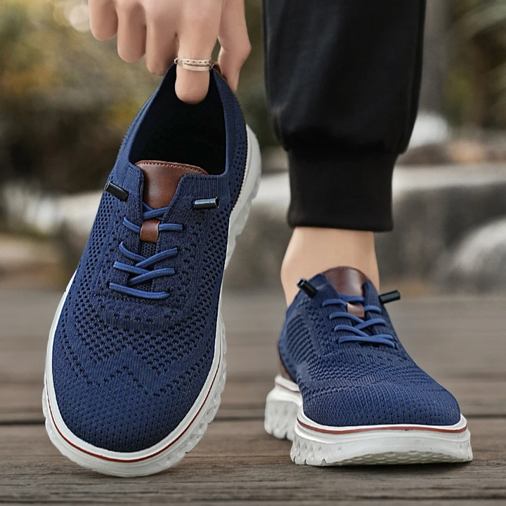 Crossover Oxford Sneaker