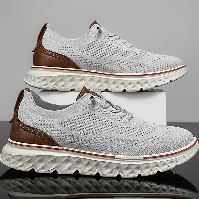 Crossover Oxford Sneaker