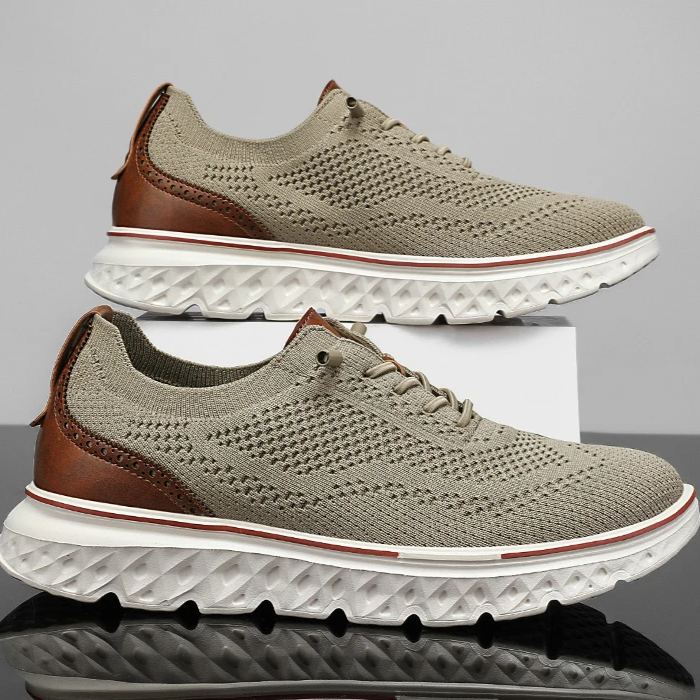 Crossover Oxford Sneaker