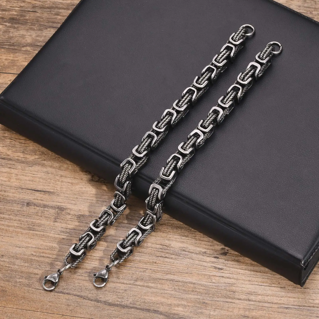 Rogue Forged Chain Cuff