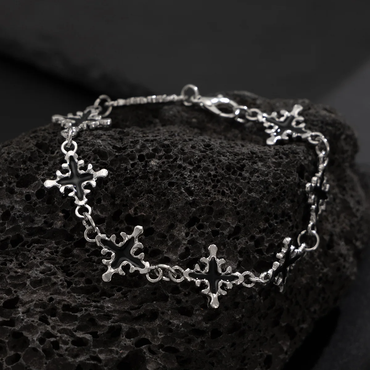 Montavea Chain Link Bracelet