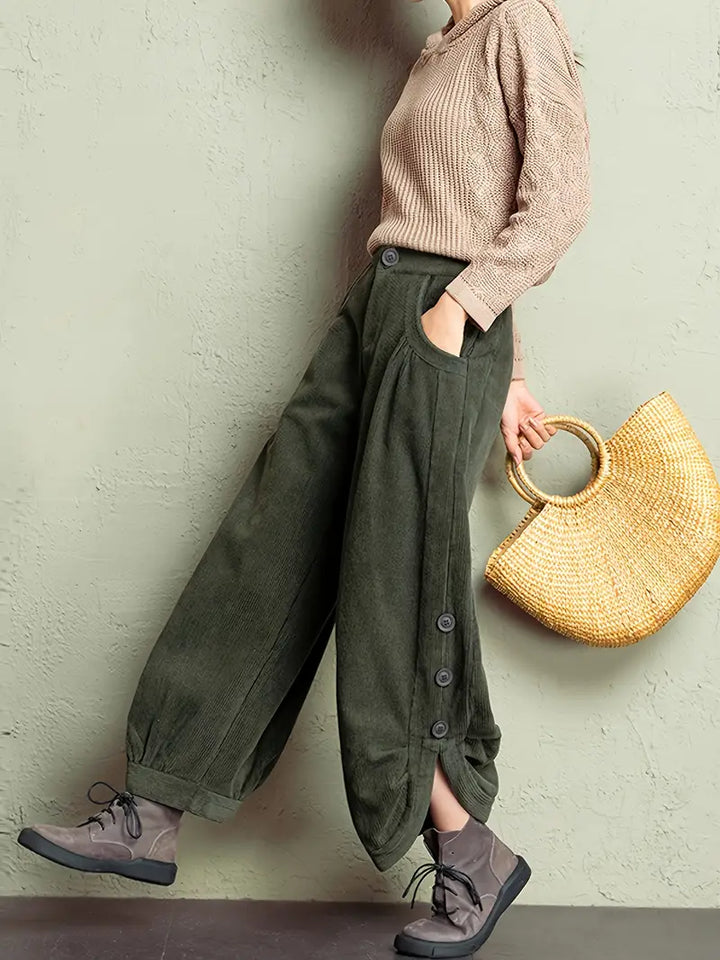Sierra Pleated Corduroy Pant