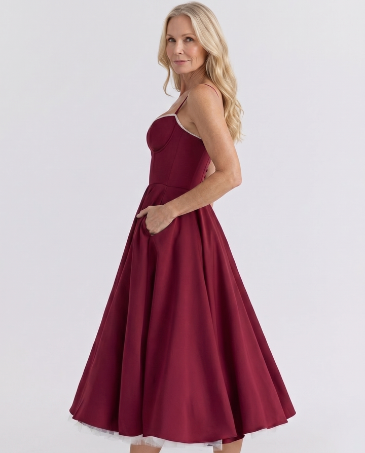SELENE | Elegant Midi Dress
