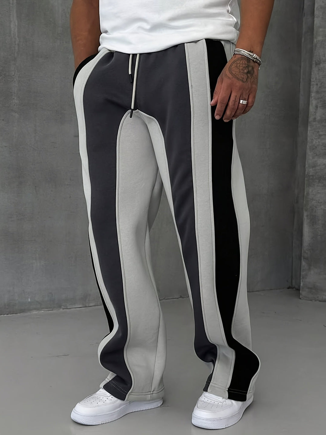 Axis Paneled Sweatpant