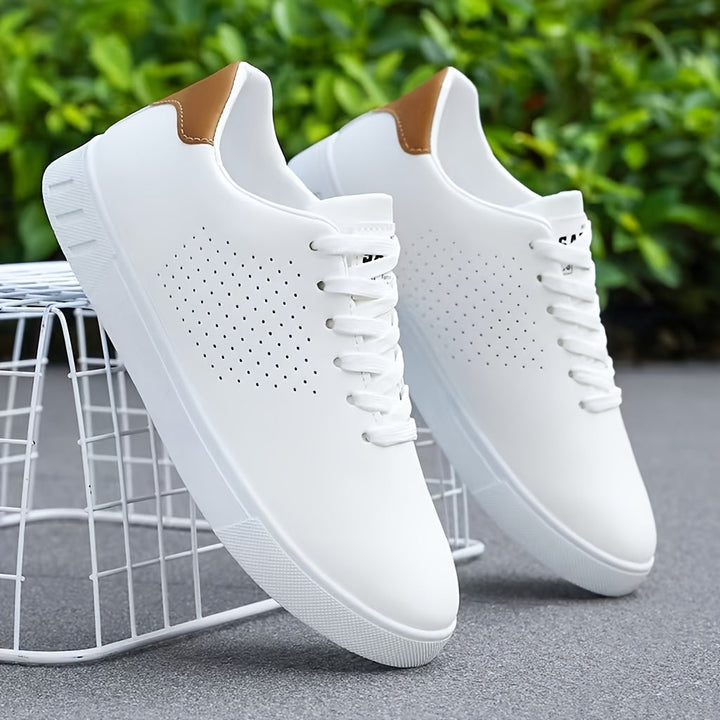 Aeron Low-Top Sneaker