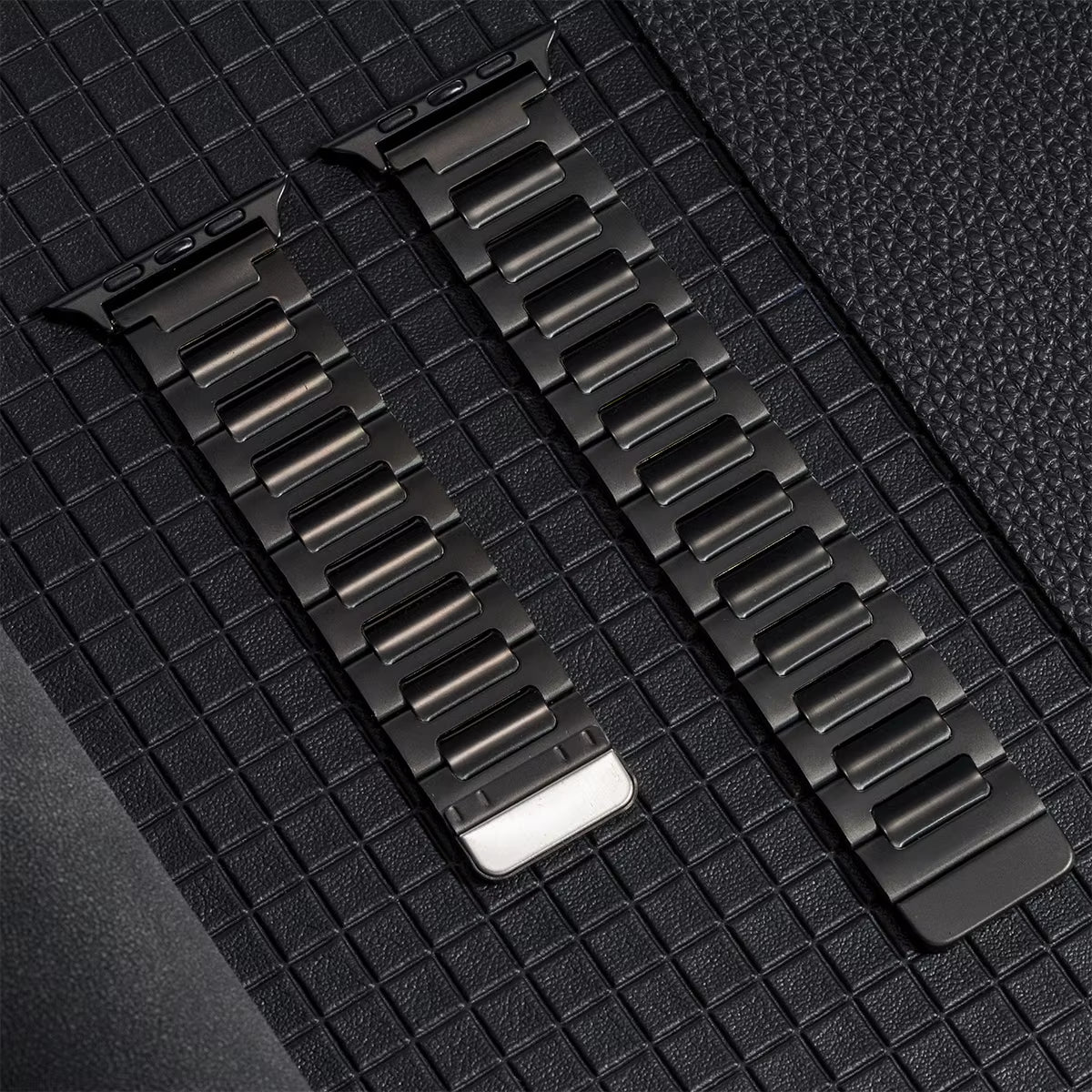 Pinnacle Apple Watch Band