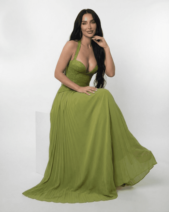 Women's Halter Lace-Up Back Pleated Maxi Dress