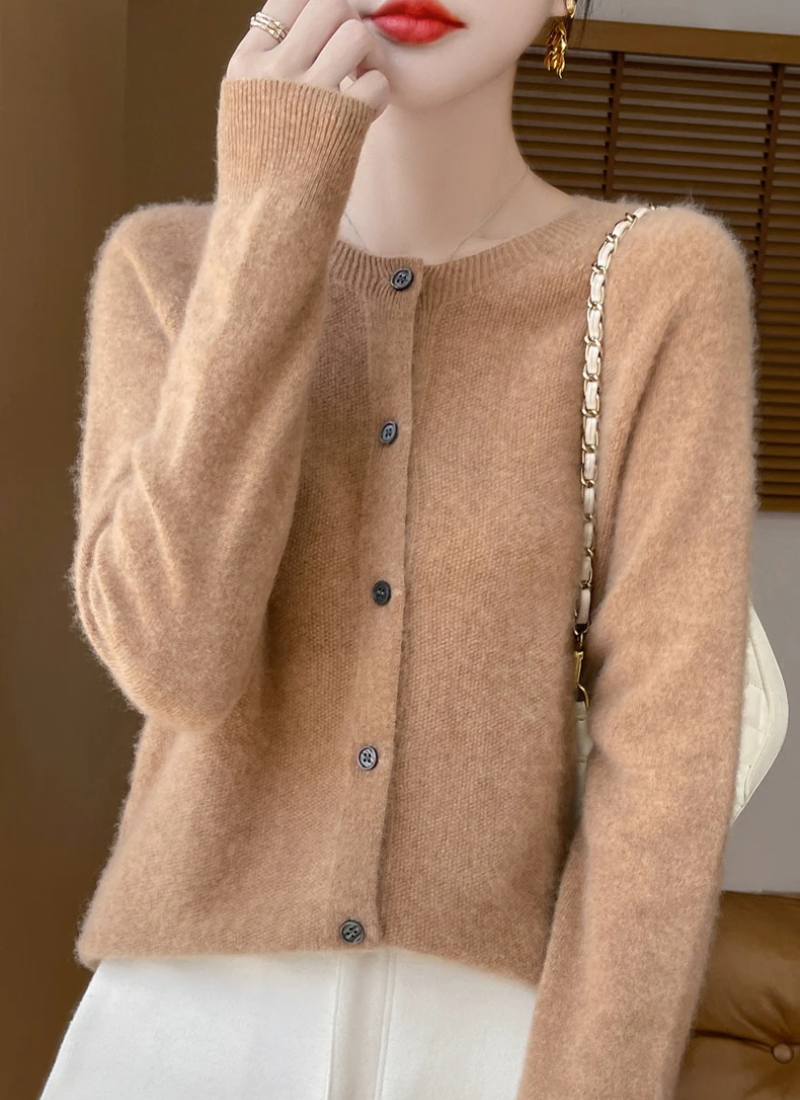 Vérité Merino Cardigan