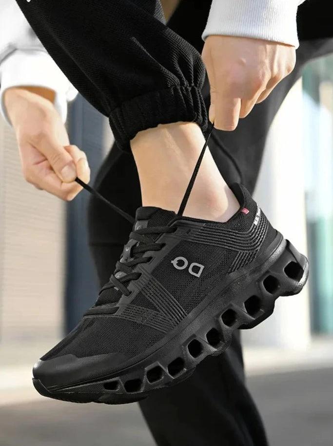 Men's Casual Sneakers - Lace Up Mesh Upper - Chunky Cloud Sole
